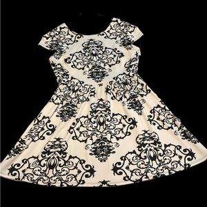 Black and white dress